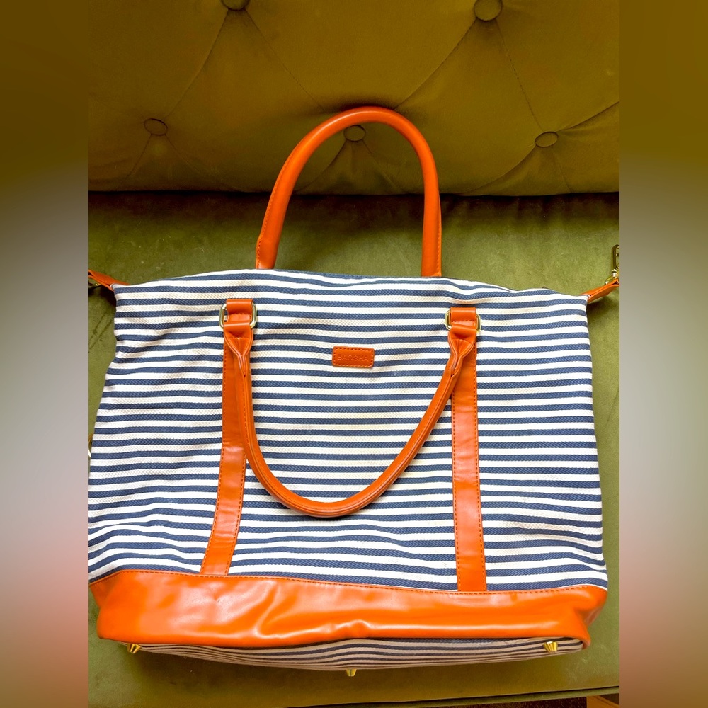 Weekender bag